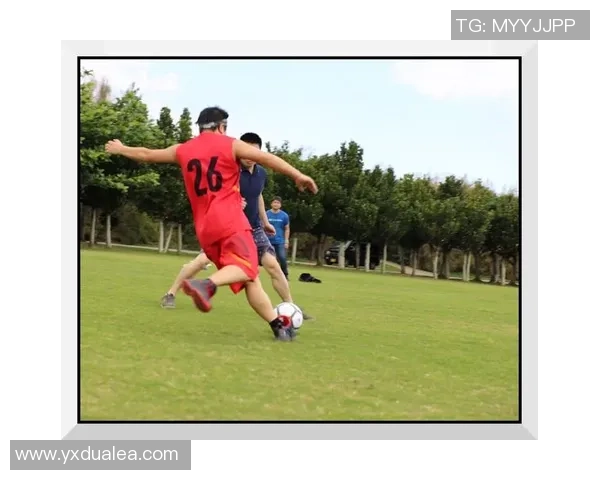 蚌埠足球明星张成林的成长之路与辉煌成就全景回顾 蚌埠足球明星张成林的成长之路与辉煌成就全景回顾