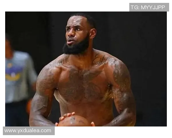 足球明星为何热衷纹身花臂背后的故事与文化解读 足球明星为何热衷纹身花臂背后的故事与文化解读