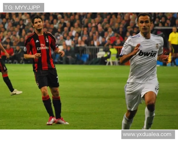 里卡多足球明星的传奇之路与辉煌成就探秘 里卡多足球明星的传奇之路与辉煌成就探秘