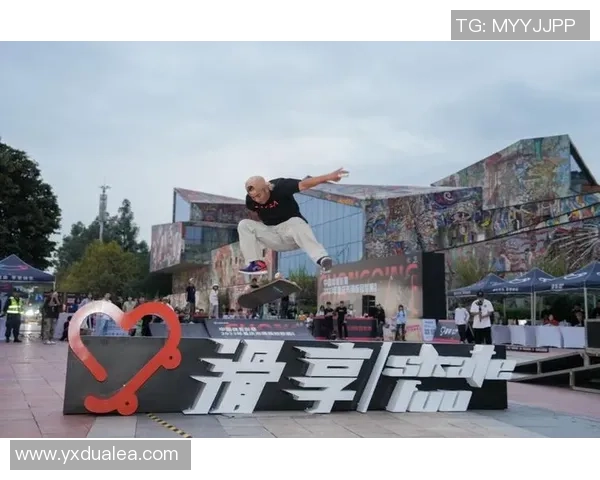 滑板巨献：探秘重庆滑板队的节奏